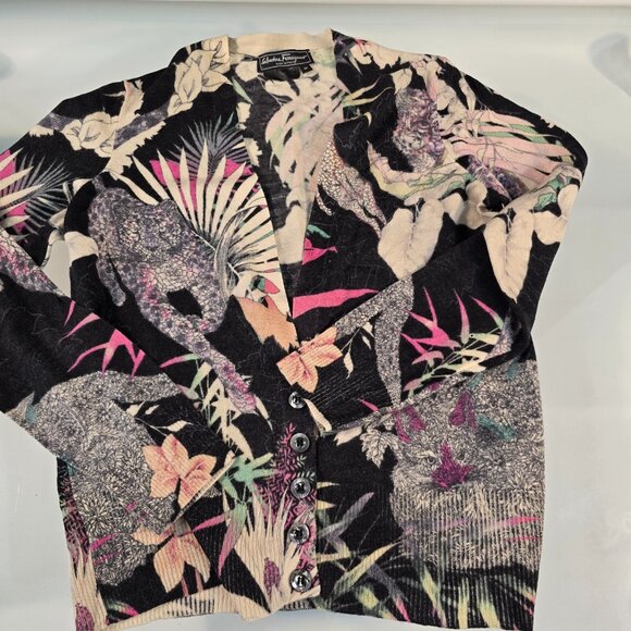 Cashmere Wool Sweaters Lot of 4 Crafters Cutters Repurpose Upcycle Recycle Flaws - Picture 9 of 10